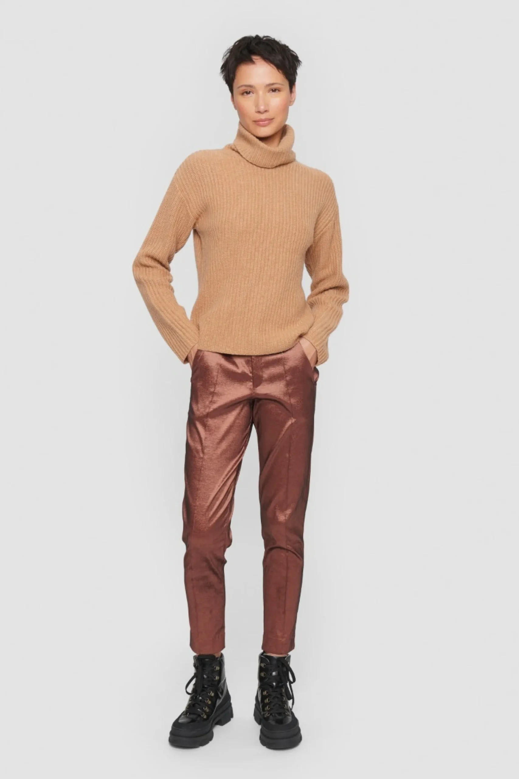 Gamine knit højhalset bluse